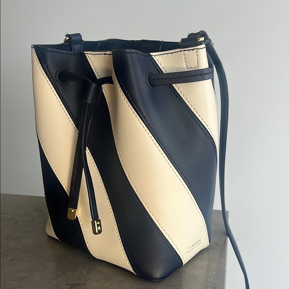 Lauren Ralph Lauren Bucket Bag